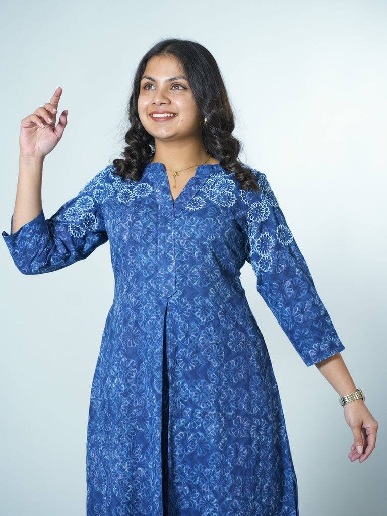 Suhani Pink Kimono-Sleeve Cotton Kurta Cum Dress With Bandhej Hand Embroidery