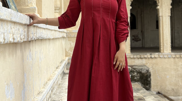 Try Lucknow famous Traditional Embroidery Style Chikankari Kurta Set by Niyatee
