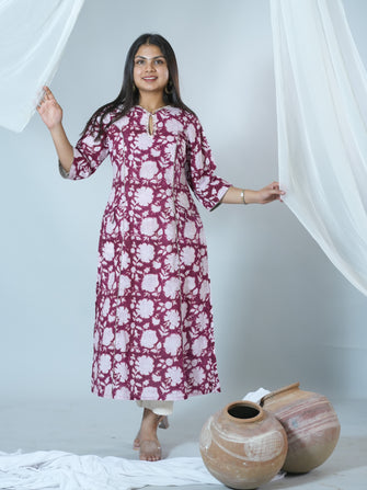 Hand Embroidered (Neck) Hand Block Printed Sanganeri Kurta with Stylish Pocket