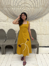 Applique Detailed Sunshine Bloom Dress