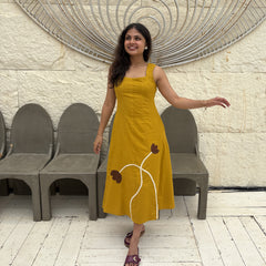 Applique Detailed Sunshine Bloom Dress