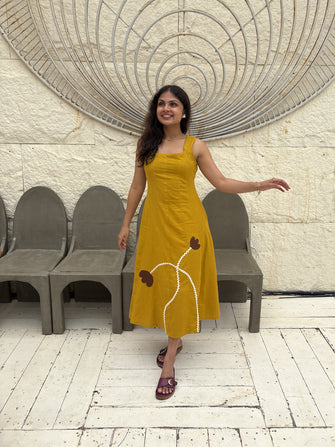 Applique Detailed Sunshine Bloom Dress