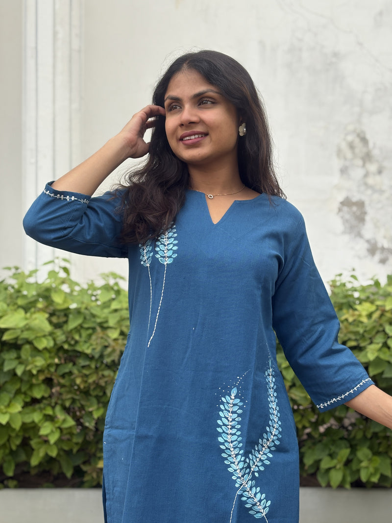 Neelika Hand -Embroidered Kurta Pant