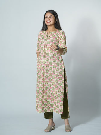 Regular Wear Straight Fit Kurta For Your Summer Wardrobe