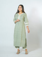 Krisha Lace Detailed Smart Kurta Pant Co-ord Set