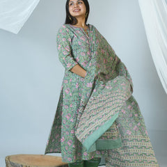 Sanganeri Hand Block Printed Pleated Kurta With Dupatta