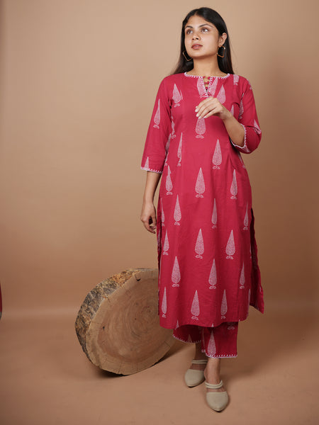 Red Dabu Print With Neck And Sleeve Detailing Kurta Pant
