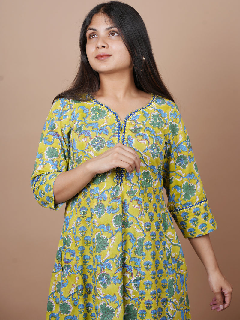 Green Print With Neck Embroidered Kurta Duppatta Set