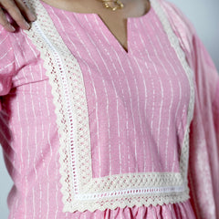 Naira Cut Straight Fit Kurta Dupatta Set With Lace Details