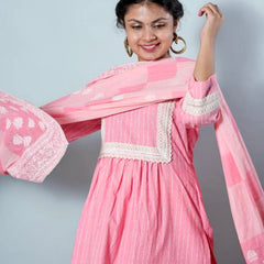 Naira Cut Straight Fit Kurta Dupatta Set With Lace Details