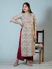 Hand Block Jaal Printed Kurta with side long slit and back bow style - Niyatee